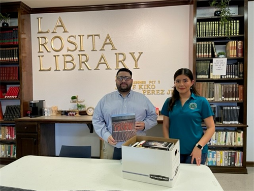 La Rosita Library books