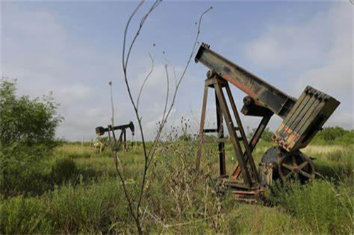 Orphan Oil Well